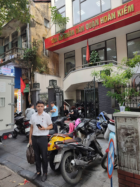 Luật sư Đông Luật sư Đông