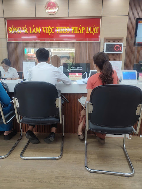 Hỗ trợ khách hàng Ủy Ban