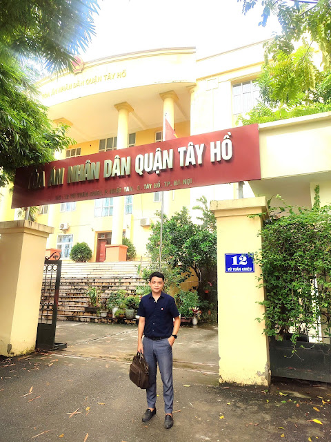 Luật sư đông hỗ trợ khách hàng tại TAND quận Tây Hồ Luật sư đông hỗ trợ khách hàng tại TAND quận Tây Hồ