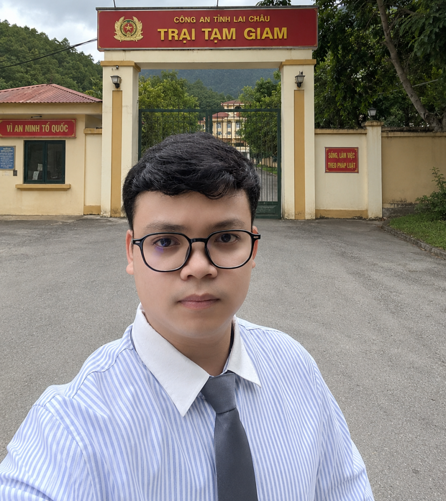 Luật sư Đông tham gia hỏi cung tại Công an tỉnh Lai Châu
